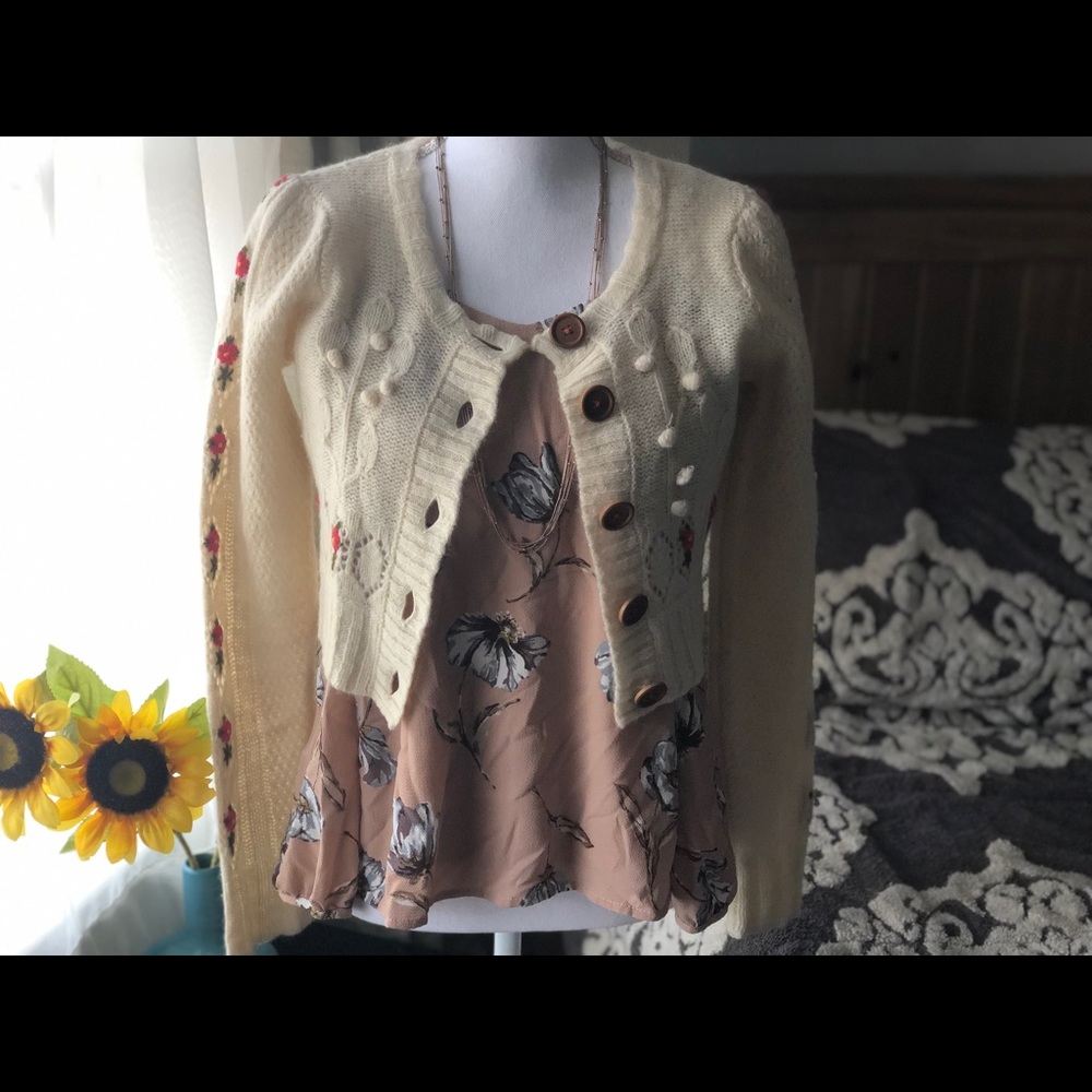 Sleeping On Snow | Homespun Cropped Cardigan